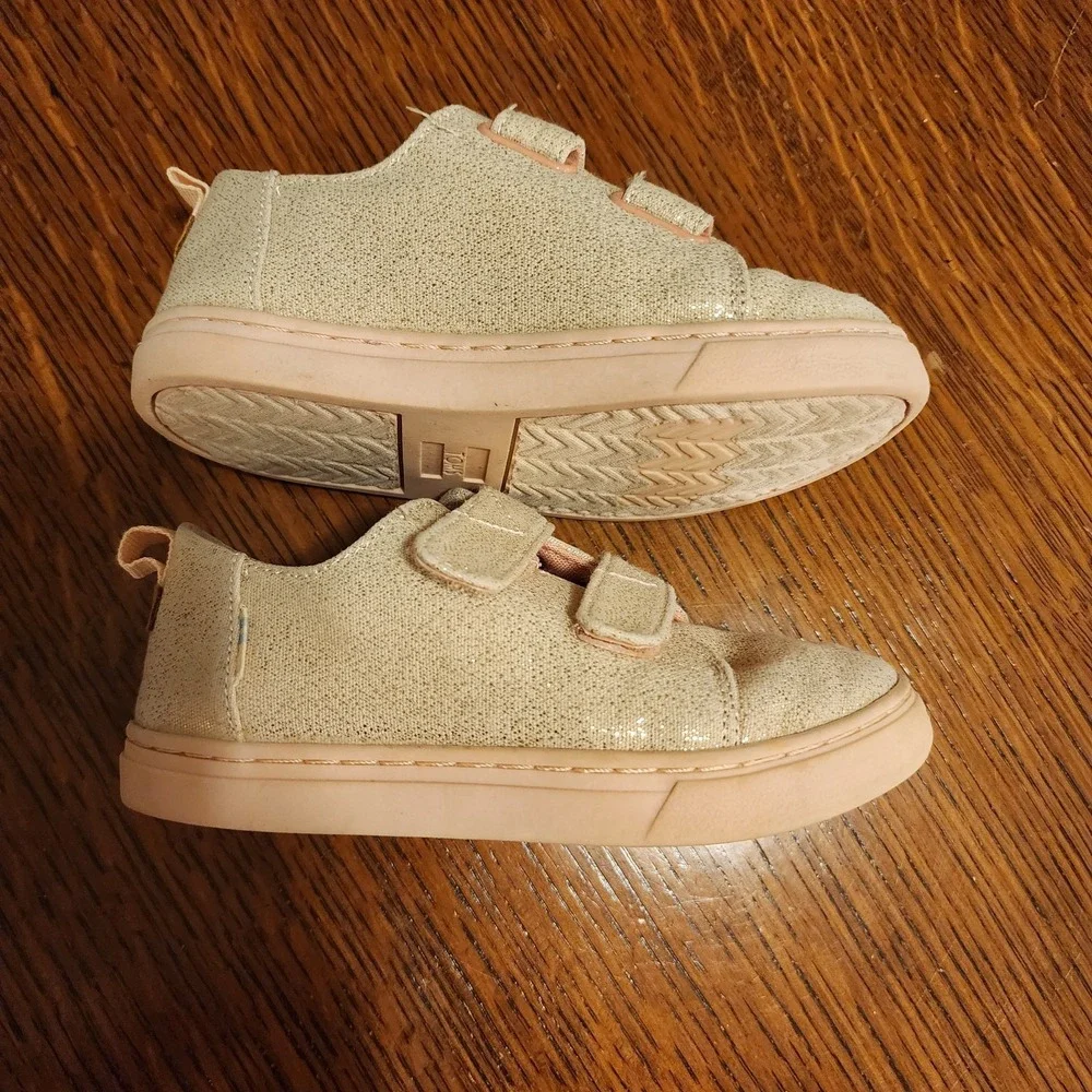 Toms Toddler‎ Rose Metallic Size 10 Cute Sassy Princess